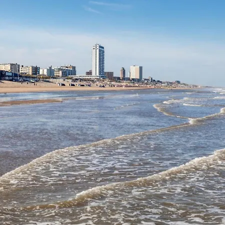 View With A With Private Parking Zandvoort